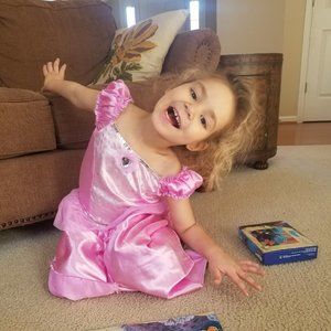 Meet your Posher, Kelly